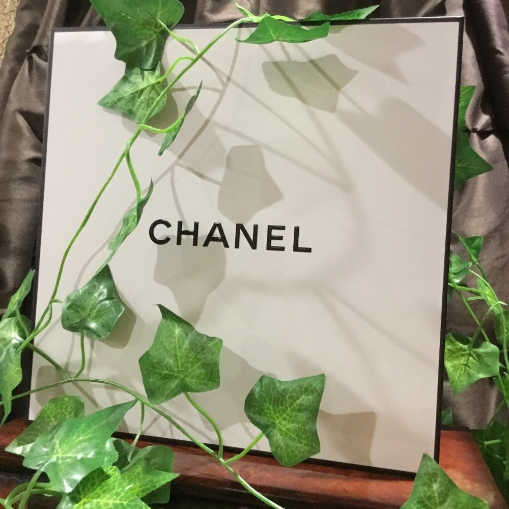 Chanel 🎁 big gift